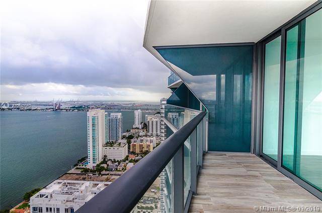 Rarely available high floor corner residence at Icon Bay