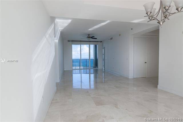 BEST LINE IN THE BUILDING - TDR TOWER III CONDO 3 BR Condo Florida