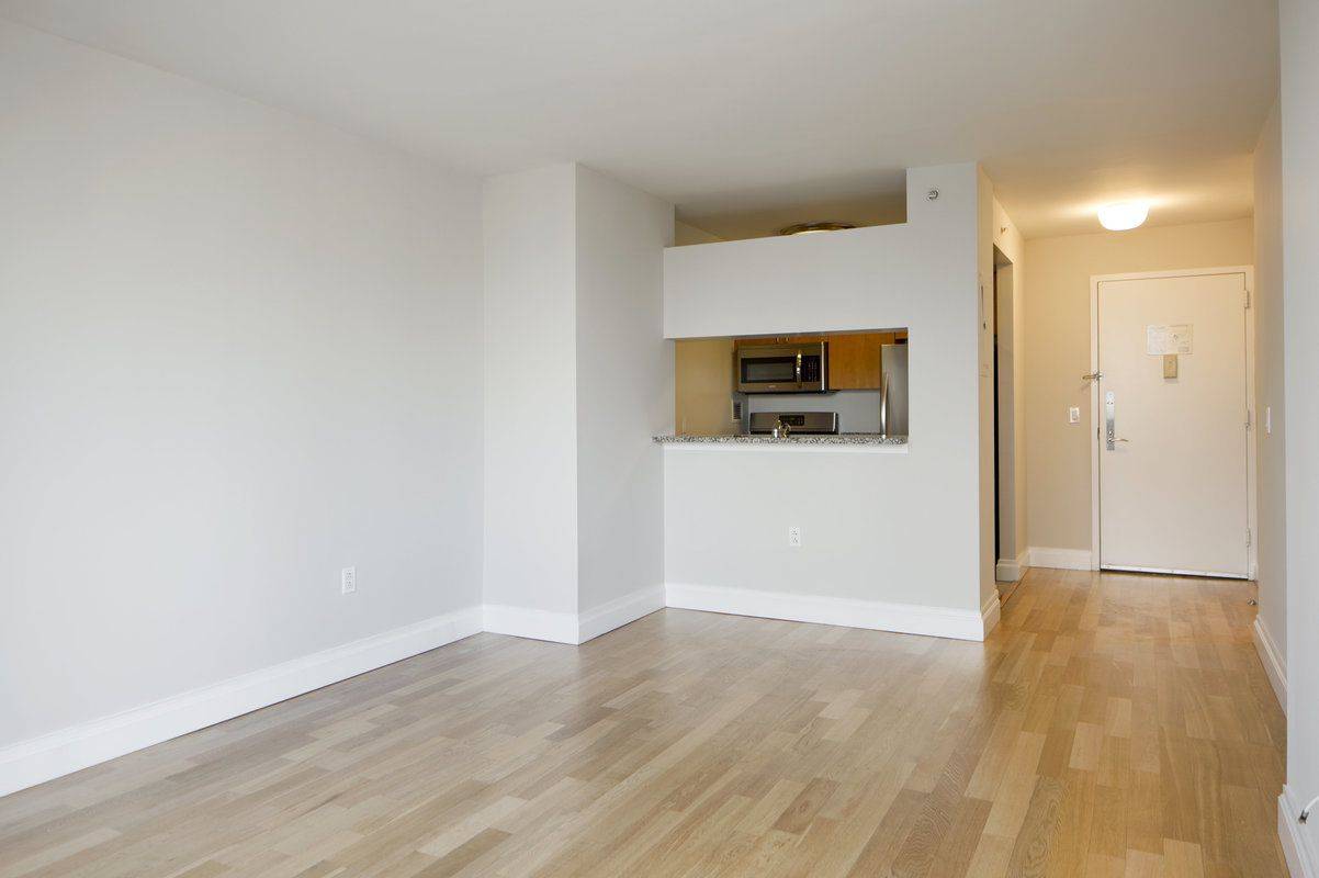 Spacious One Bedroom in Manhattans Most Vibrant Neighborhoods!!
