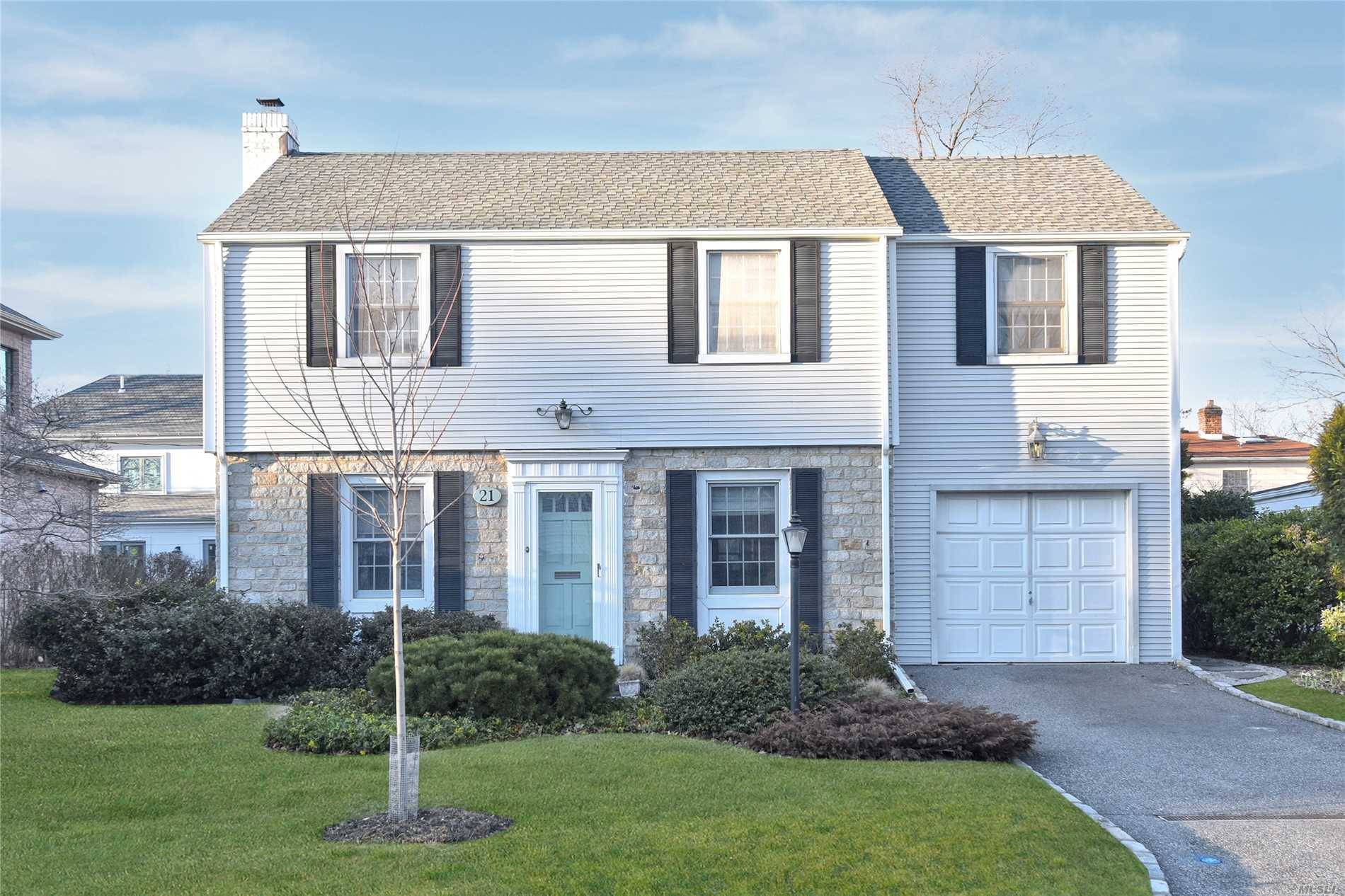 Traditional Center Hall Colonial, Ideal Mid Block Location, This Tucked Away Gem Is Situated On A Quiet Street, Conveniently Located To Schools, Parkwood Pool and Worship.