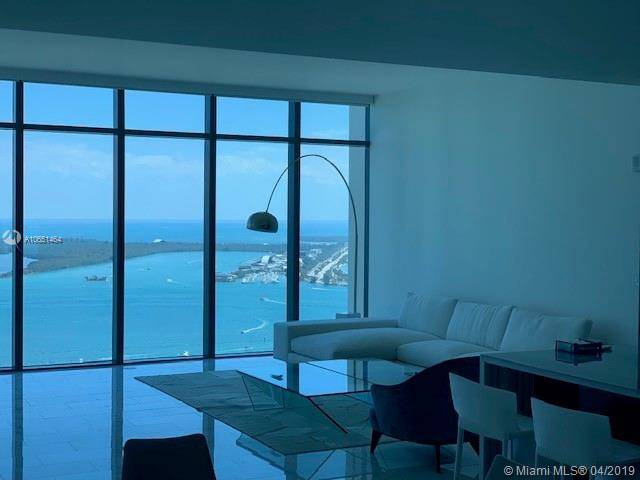 Breath taking views from this residence with incredible unobstructed views of Biscayne Bay