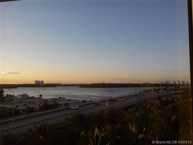 Breath taking views of the Bay 2 bedrooms 2 - HARBOUR HOUSE 2 BR Condo Bal Harbour Florida