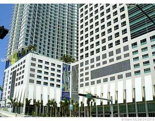 HIGHLY SOUGHT AFTER 3 BEDROOM CORNER - LATITUDE ON THE RIVER CON 3 BR Condo Brickell Florida