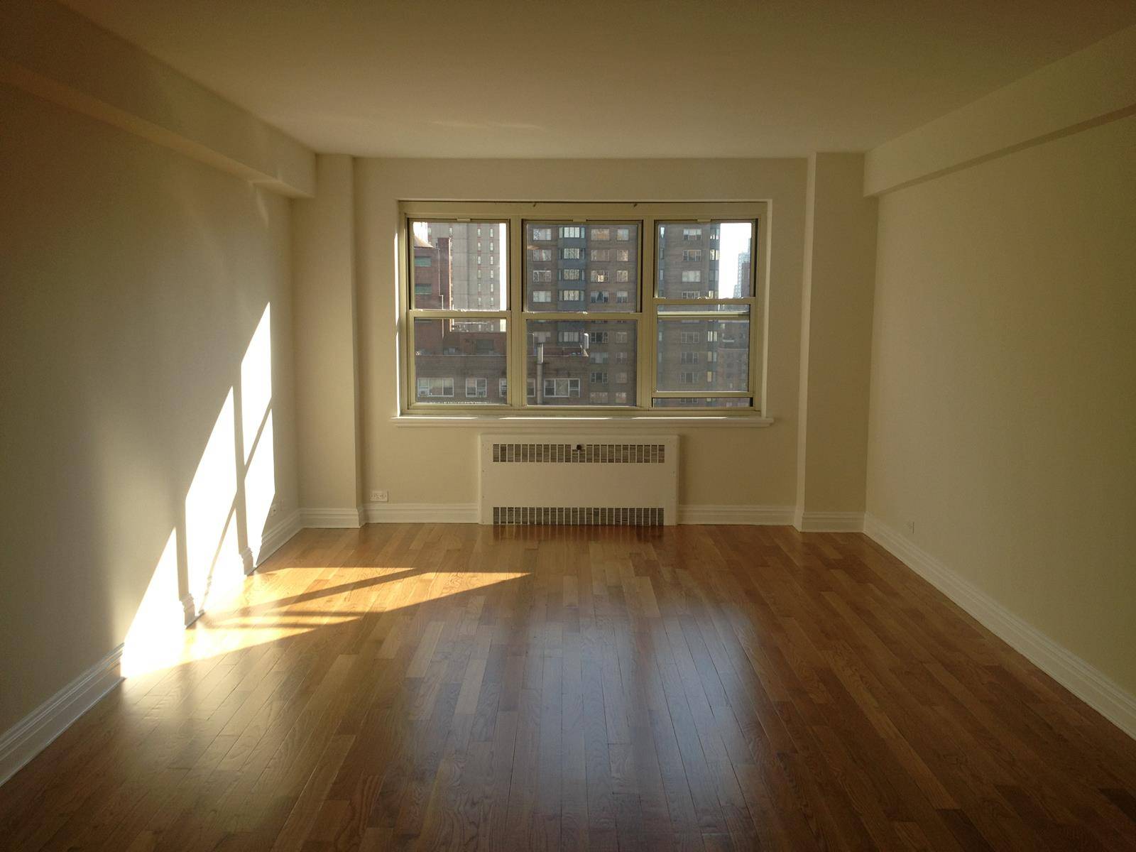 Spacious 1 bed, Murray Hill, $4800 Net