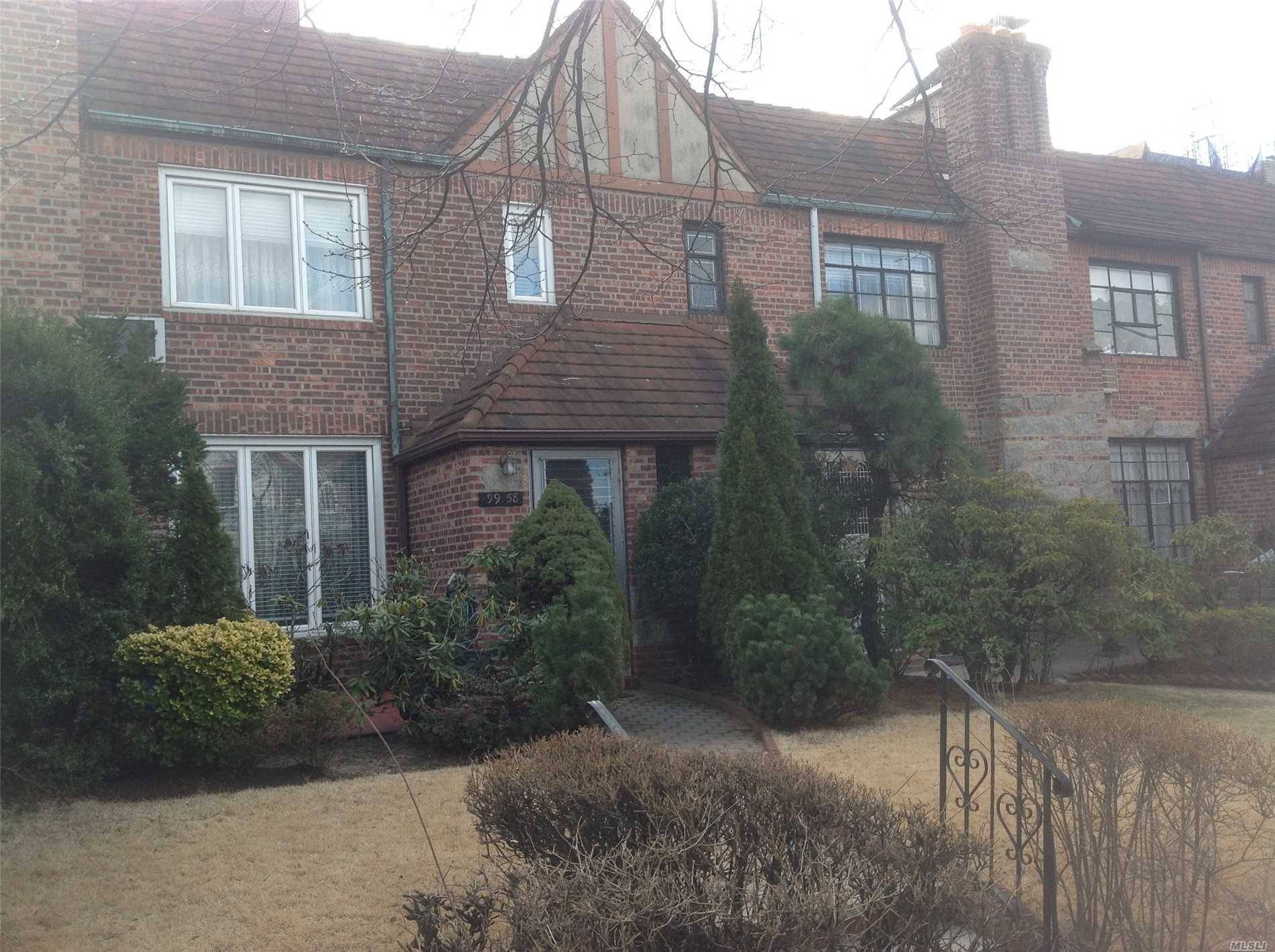 This Meticulously Kept 1 Family Att Brick Colonial Offers 3 Bedrooms And 2.