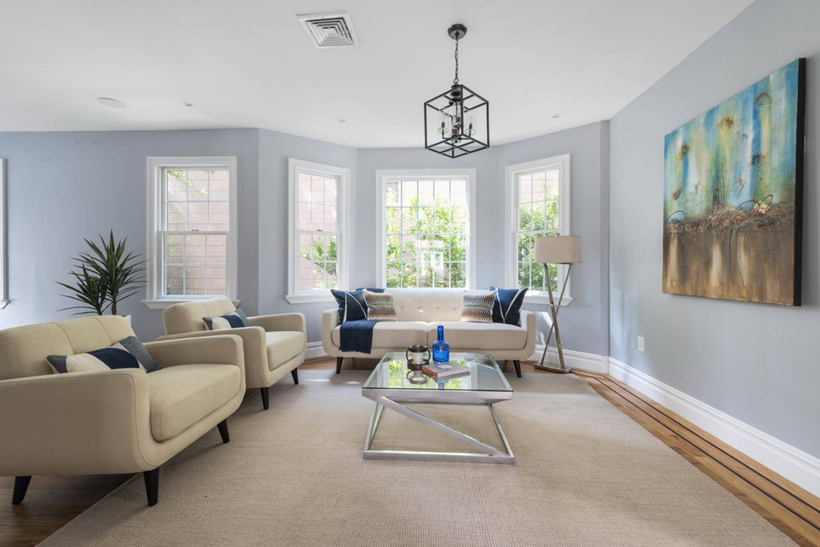 A gut renovated Victorian style house nestled on a lush, tree lined street in Ditmas Park, 541 Argyle is a seamless blend of traditional Brooklyn charm and contemporary functionality.