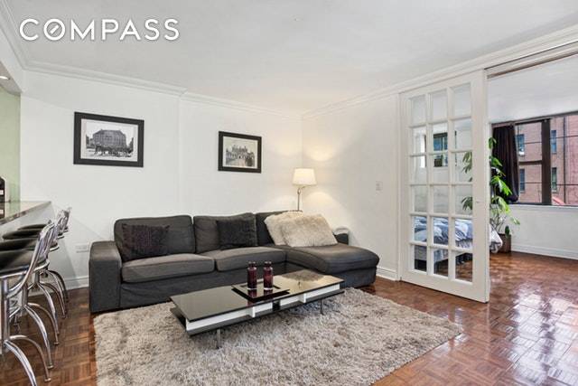 Ideally located at the crossroads of the West Village and Chelsea, this meticulously renovated Junior one bedroom condo offers the best in downtown living.