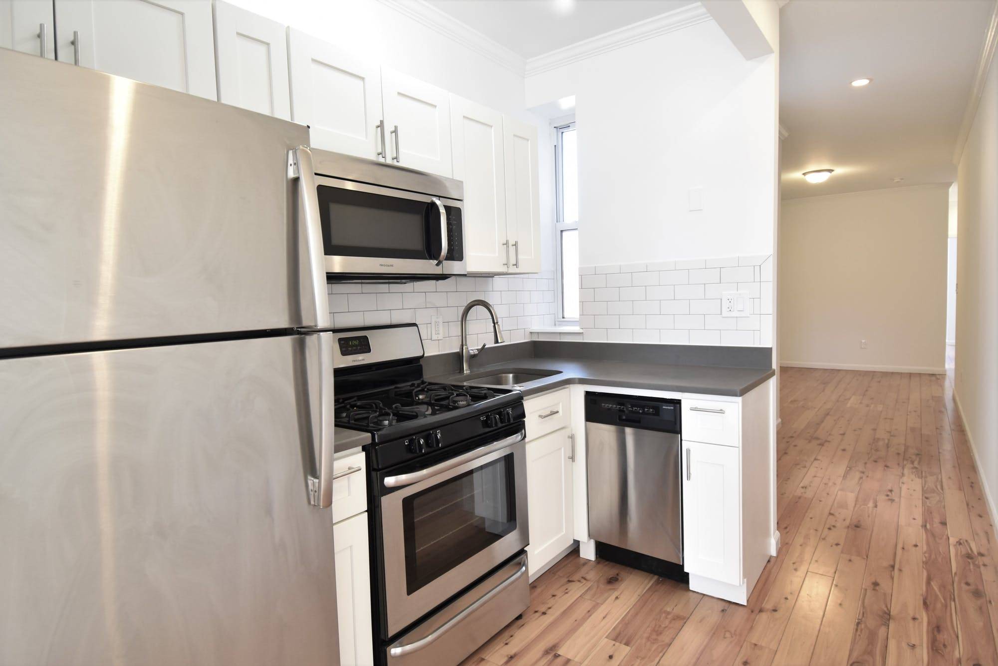 Welcome to 103 3rd Place in Carroll Gardens !
