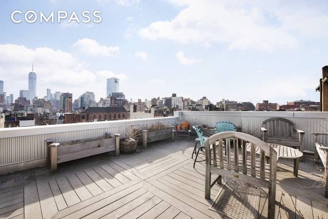 Come experience true indoor outdoor living at this stunning duplex home which offers a private 15 20 terrace with sweeping Manhattan skyline views.