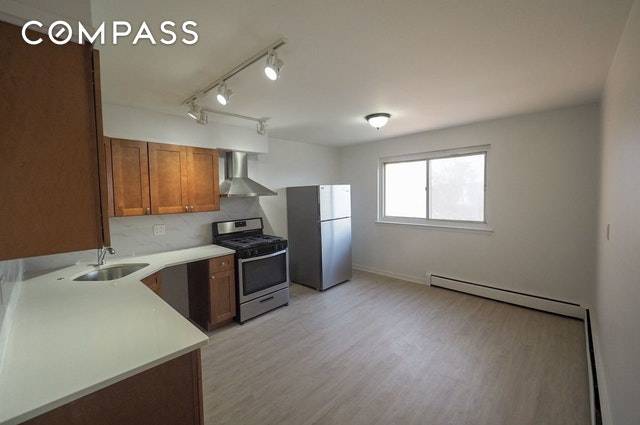 Gigantic, Newly Renovated 2 bedroom apartment.