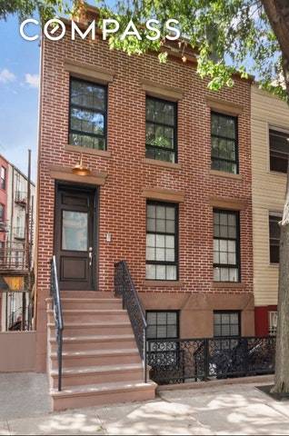 Discover the best newly constructed 2 family, 4 story brick townhouse with classic facade and clean, crisp modern finishes in Clinton Hill Brooklyn.