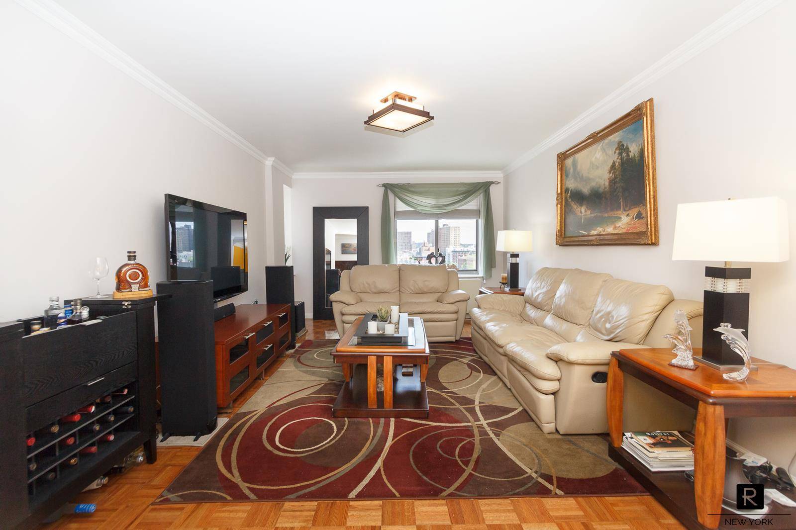 Spacious, bright and airy apartment with Northern exposures providing a beautiful, expansive view of Upper Manhattan.