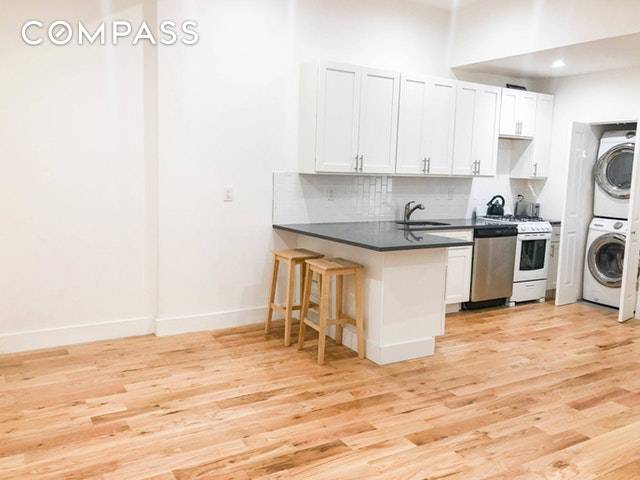 Newly renovated ! Large 3 bedroom apartment in a great Bushwick location !