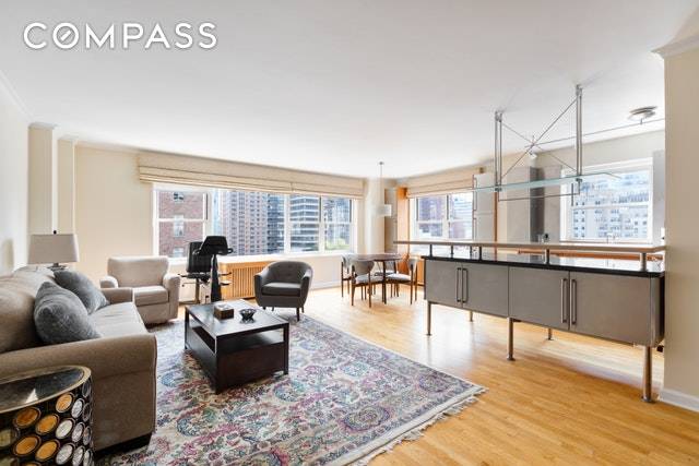 Generous living spaces set against brilliant open city views make this a highly coveted, corner 2 bed, 2 bath apartment located in prime Lenox Hill.