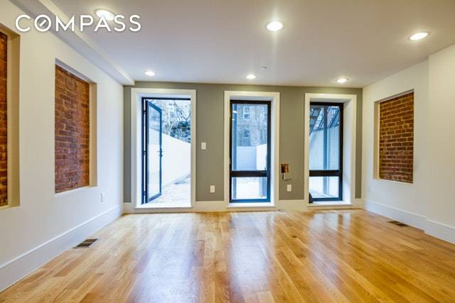 Hidden Brownstone Gem convertible 2 Bedroom Duplex260 West 132 1, Manhattan, NY, 10027Be the first to reside at this wonderfully designed, and gut renovated, spacious 1 Bedrooms, Two baths Residence.