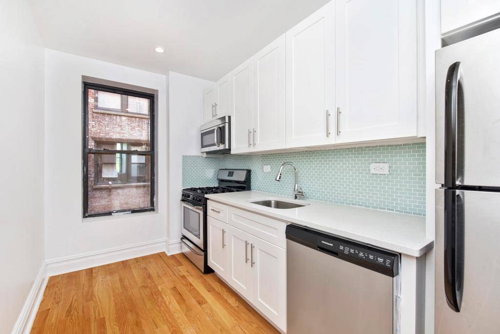 This gut renovated one bedroom, one bath apartment features all new hardwood floors, recessed lighting, granite counter tops, stainless steel appliances and a glass tiled bathroom.