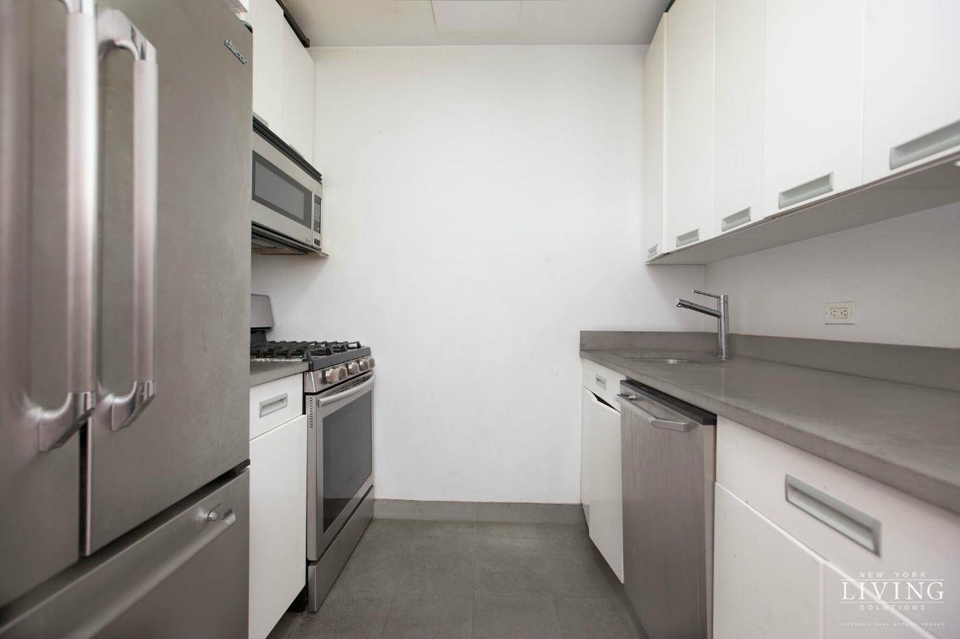Welcome to apartment 410 99 John Deco LoftsApartment Features and AmenitiesFormerly a Studio With Home Office, this apartment was converted to a flexible Two bedroom with distinct areas for dining, ...