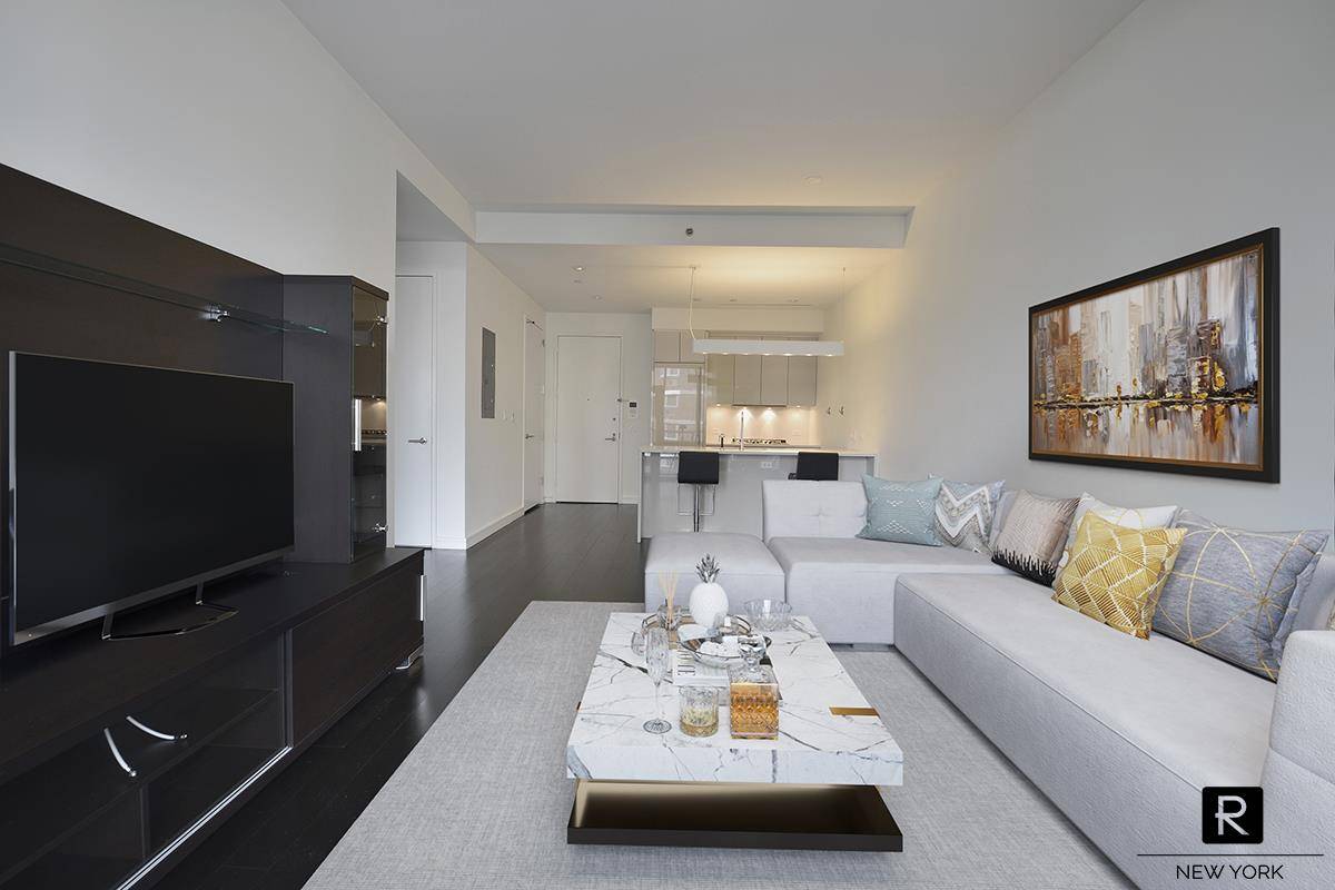 Gramercy apt with 10 foot high ceilings, private balcony, open city views, and hardly lived in.