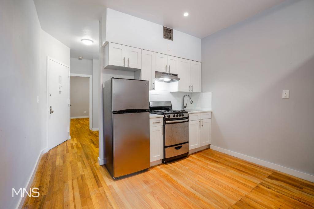 NO FEE Newly Renovated 2 Bedroom in Hell's Kitchen 1.