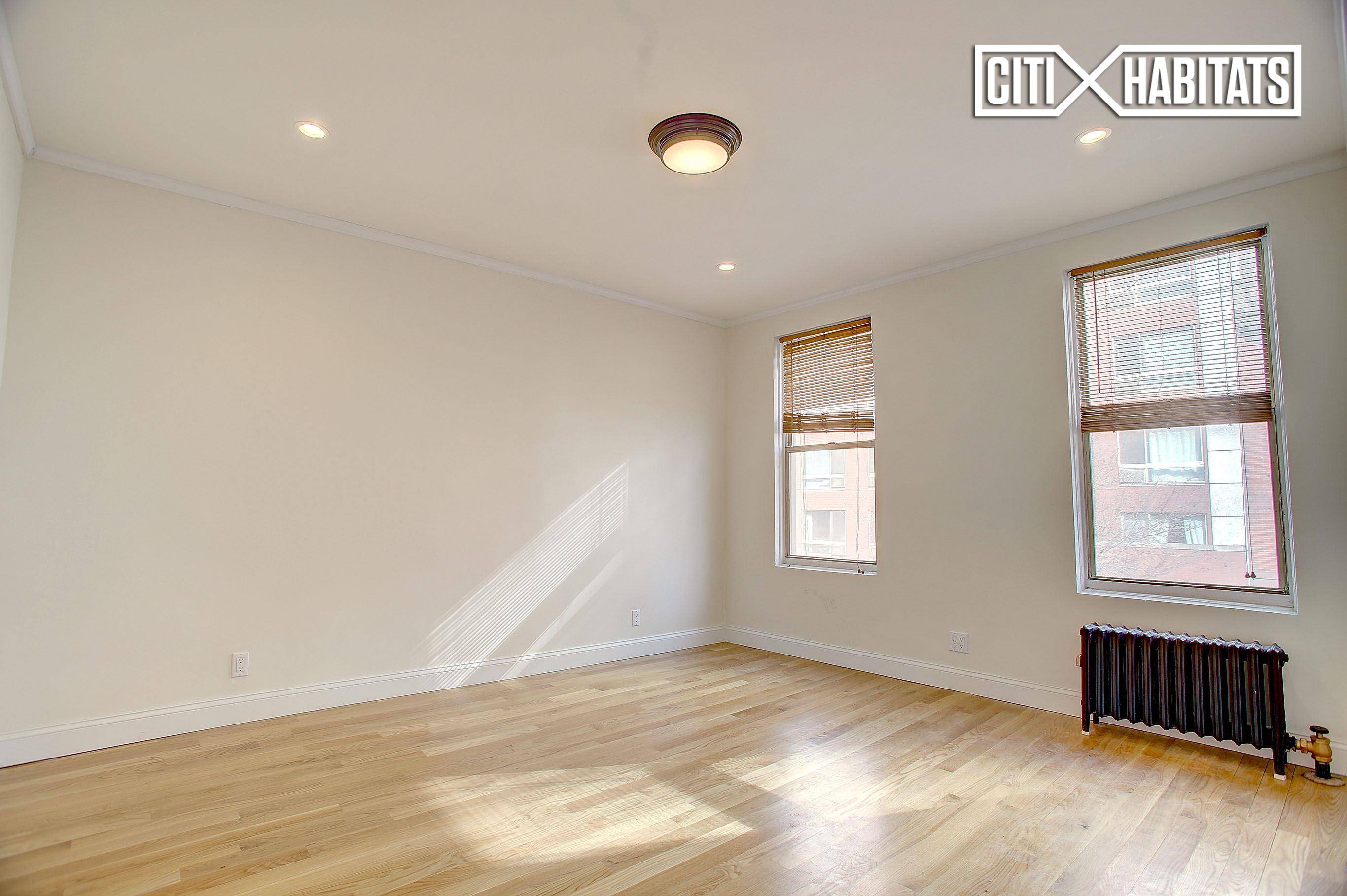 ew to market ! Large studio with separate kitchen just a block from Hudson Yards.