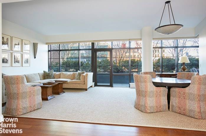 An extraordinary dream home awaits you at 150 Charles Street, one of the most desirable addresses in New York City.
