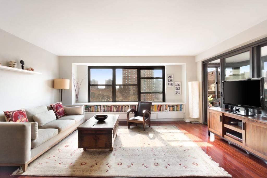 Move in ready ! A beautifully renovated 2 BR 1 bath apartment in the lower east side, featuring an enclosed balcony with wide paneled corner windows that can be used ...