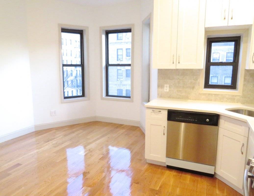 Location W 183rd amp ; St Nicholas WHAT TO EXPECT Tenant occupied until April 30.