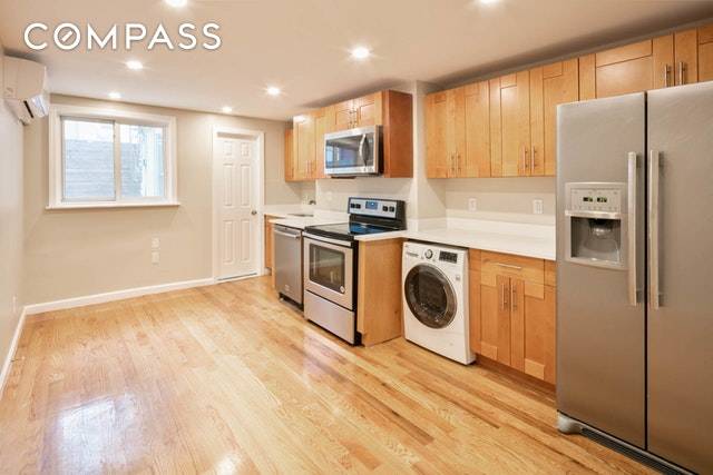 Be the first to live in this fully renovated 1 bedroom apartment with private backyard.