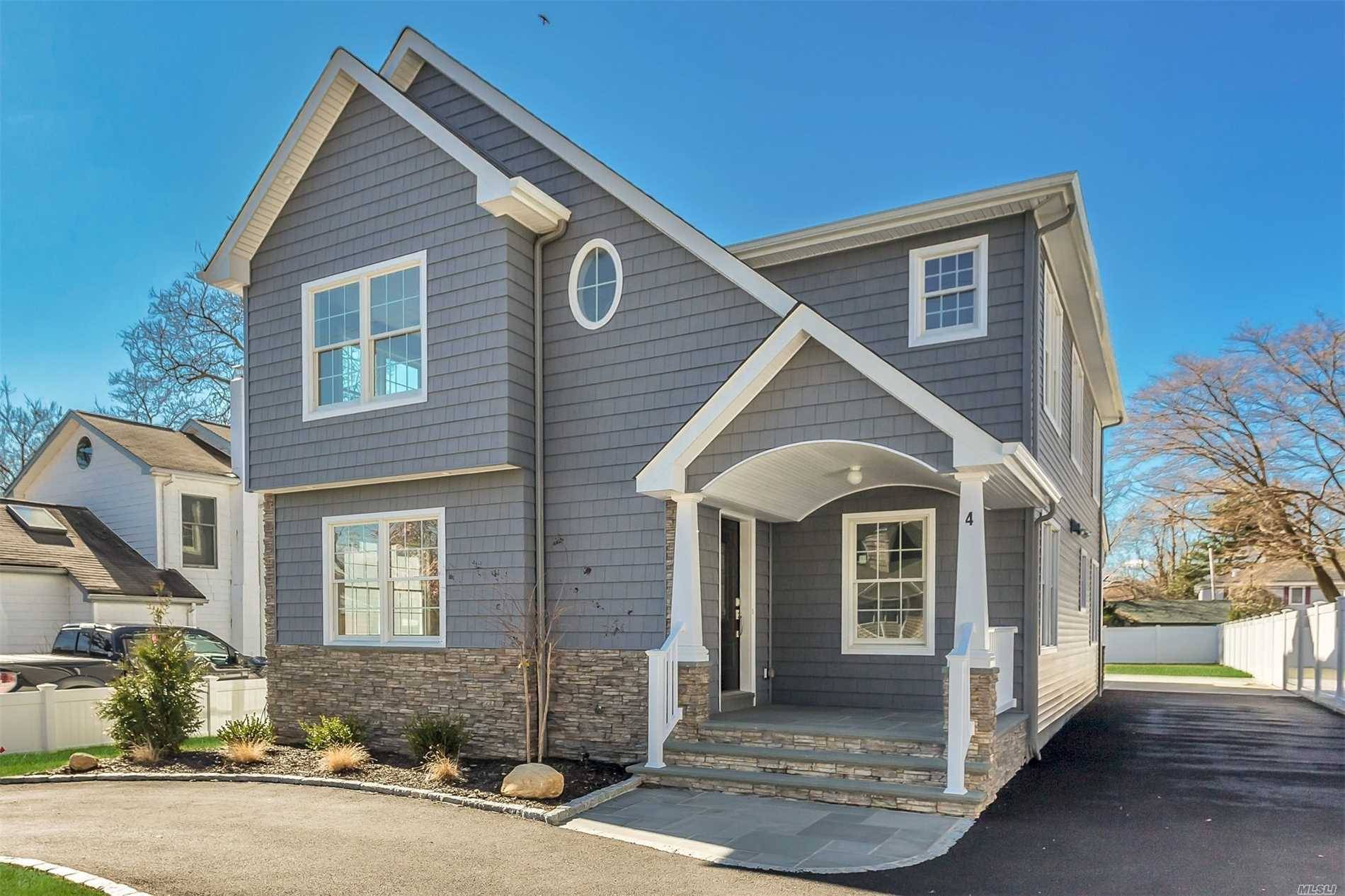 Beautiful 5BR 3 full bath New Construction in Bayville !