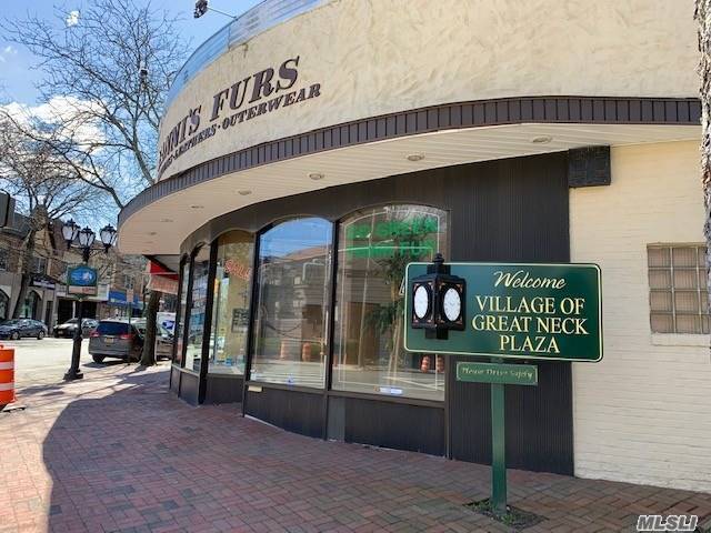 Great corner retail opportunity available in the heart of town.