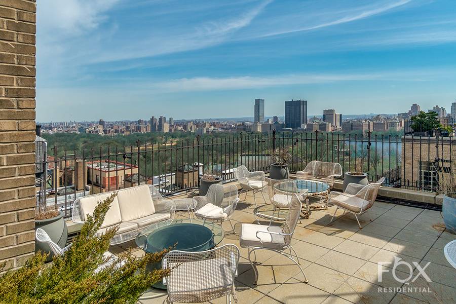 Presenting the first offering in decades of a superb, rarely available duplex penthouse, located in the tower at the famed Art Deco Emory Roth designed Ardsley on Central Park West ...