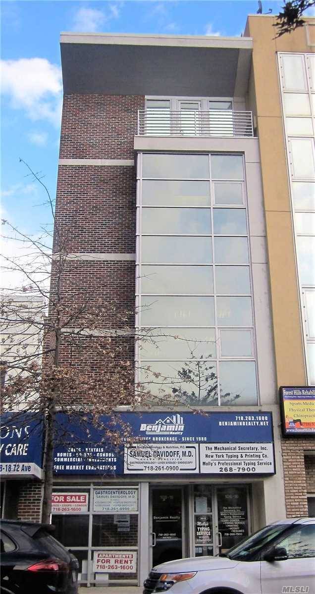 GROUND FLOOR STREET LEVEL COMMERCIAL SPACE FOR RENT APPROXIMATELY 2000 SQ FEET MODERN FOUR STORY OFFICE BUILDING LOCATED NEAR CONTINENTAL AVENUE SHORT WALK TO SUBWAY, LIRR, SHOPS AND RESTAURANTS HIGH ...