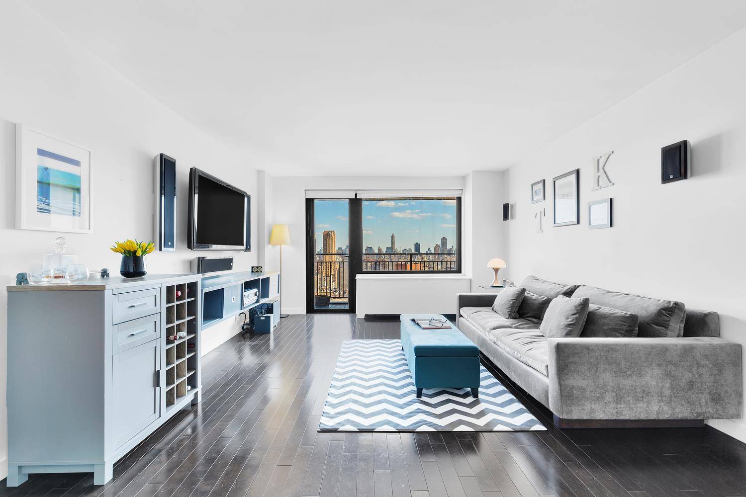 Located in a full service, white glove co op in the heart of the Upper West side, this pristine 1BR has an open layout, stunning kitchen and bathroom upgrades, and ...