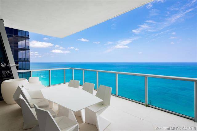 Impressive 2-Story Penthouse intricately executed with contemporary taste in the landmark building Jade Ocean