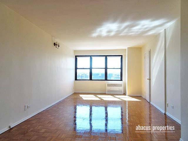 Panoramic Manhattan views Prospect Park views in Prospect Park SouthLocated on the 11 floor of this doorman 1960's high rise, facing the park, this renovated 2 bedroom, 1 bath, has ...