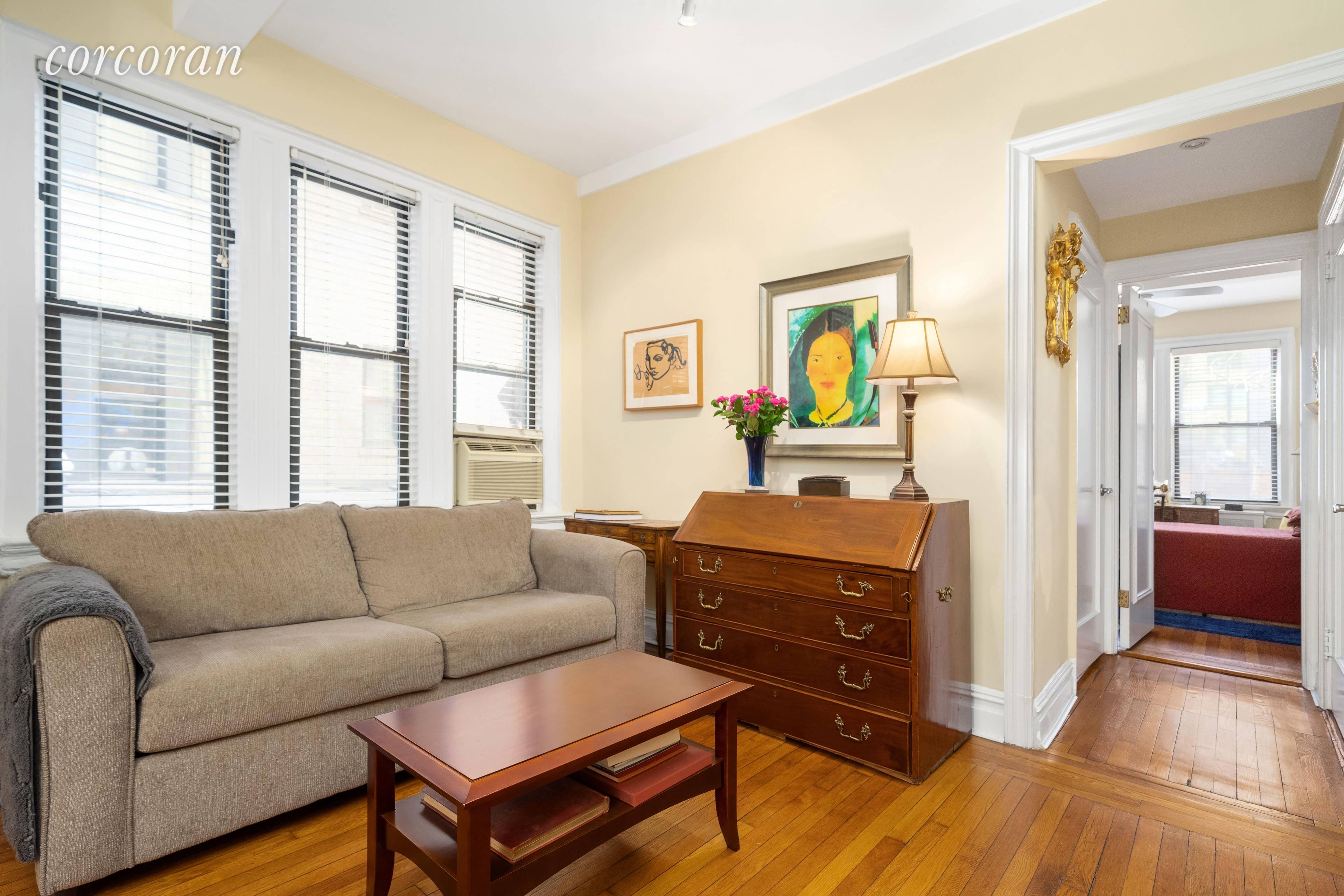 INVESTMENT OPPORTUNITY AWAITS ON THE UPPER EAST SIDE !