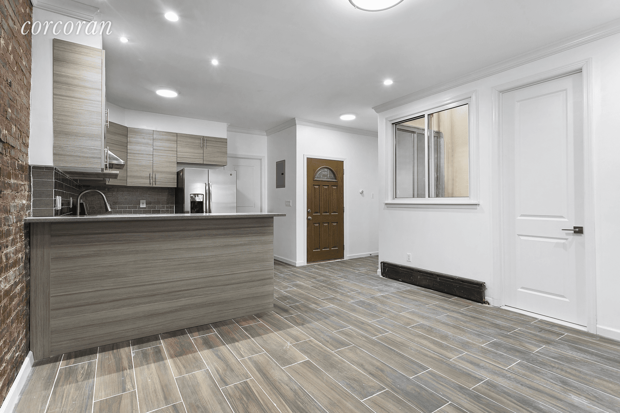 Brand new full floor townhouse apartment located in prime Crown Heights !