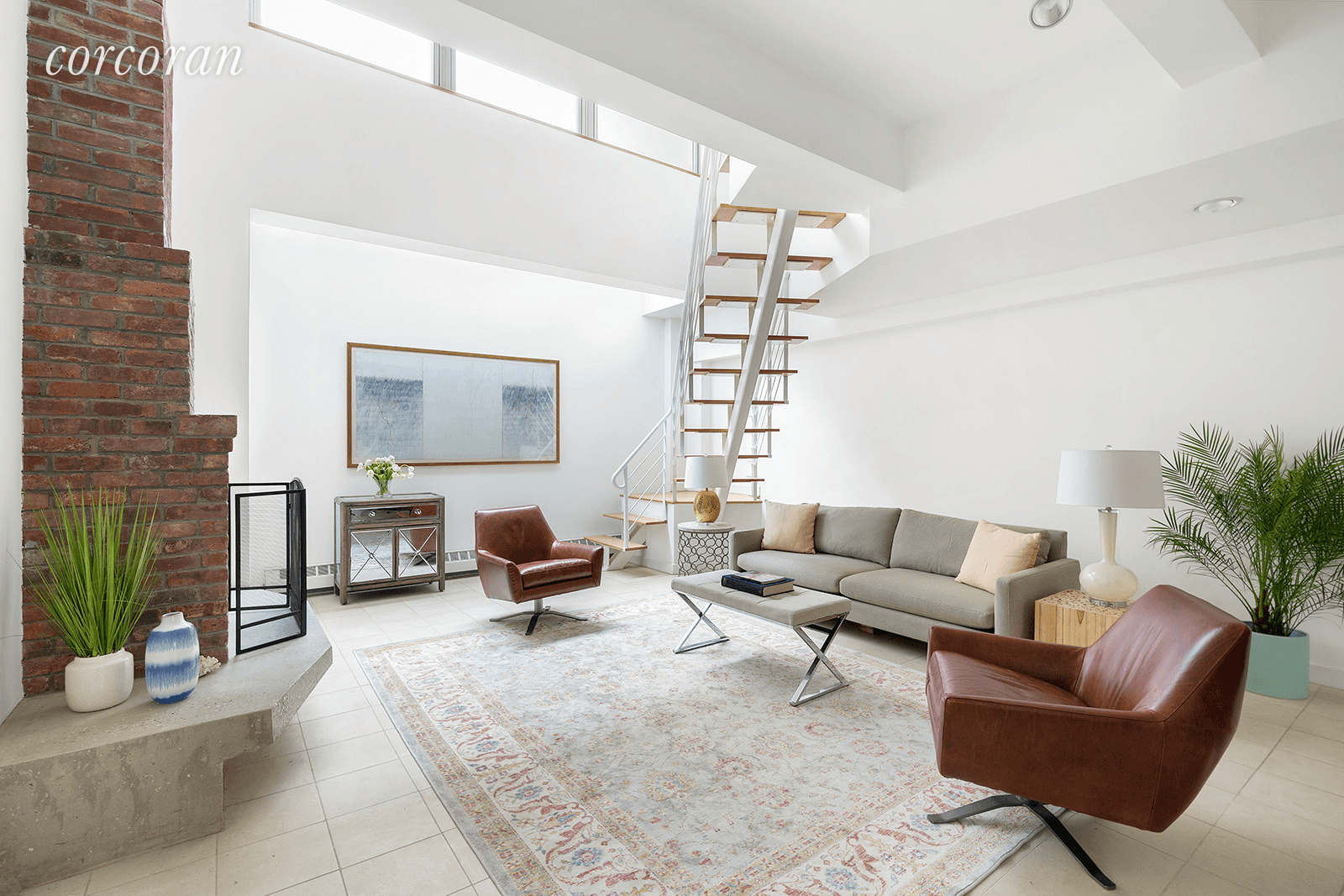 328 Dean Street 1C is located in the much sought after Boerum Hill neighborhood of Downtown Brooklyn.
