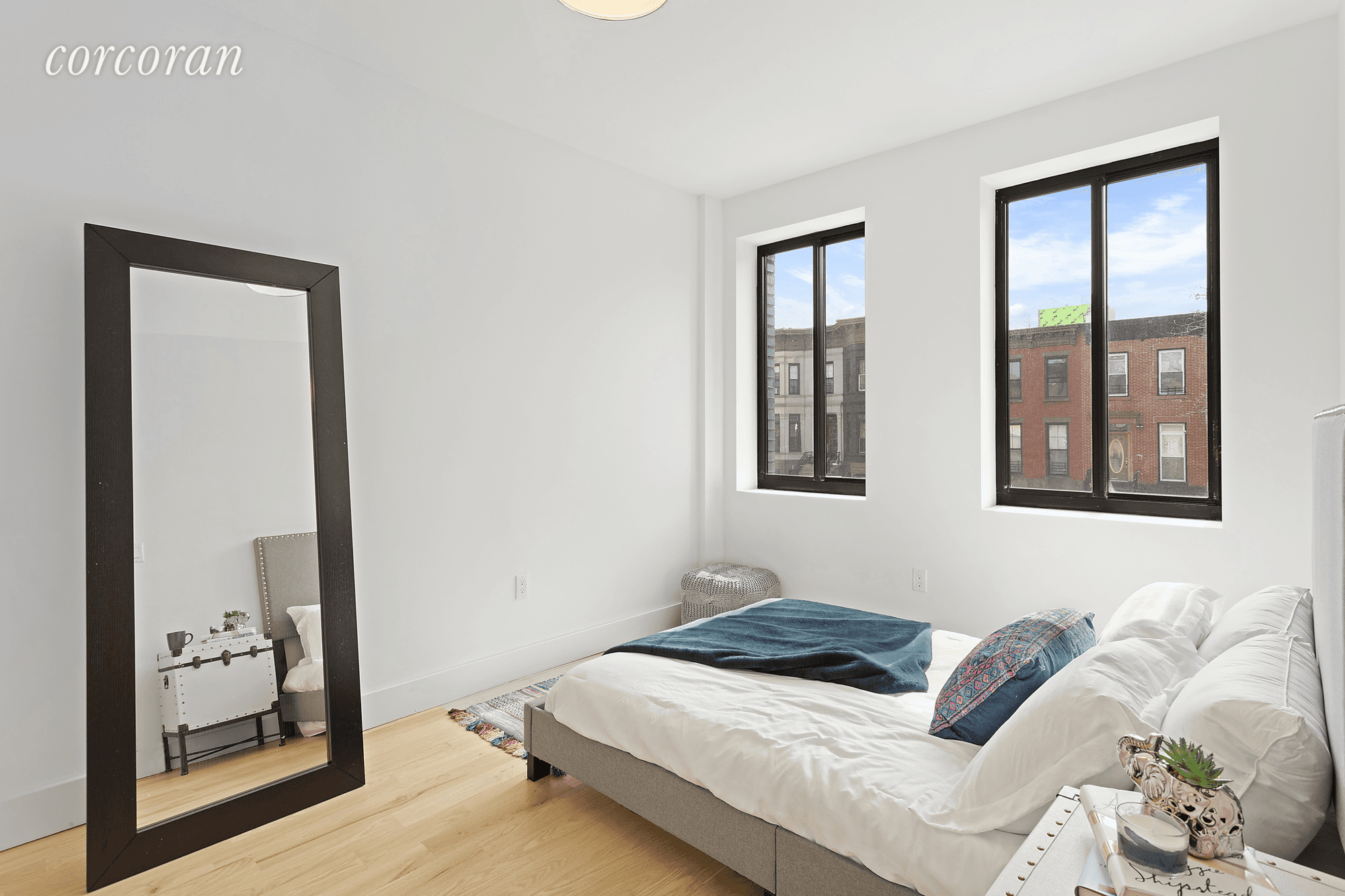 Immediate occupancy ! 813 Jefferson is a brand new 8 unit boutique condominium in the heart of thriving Bedford Stuyvesant.