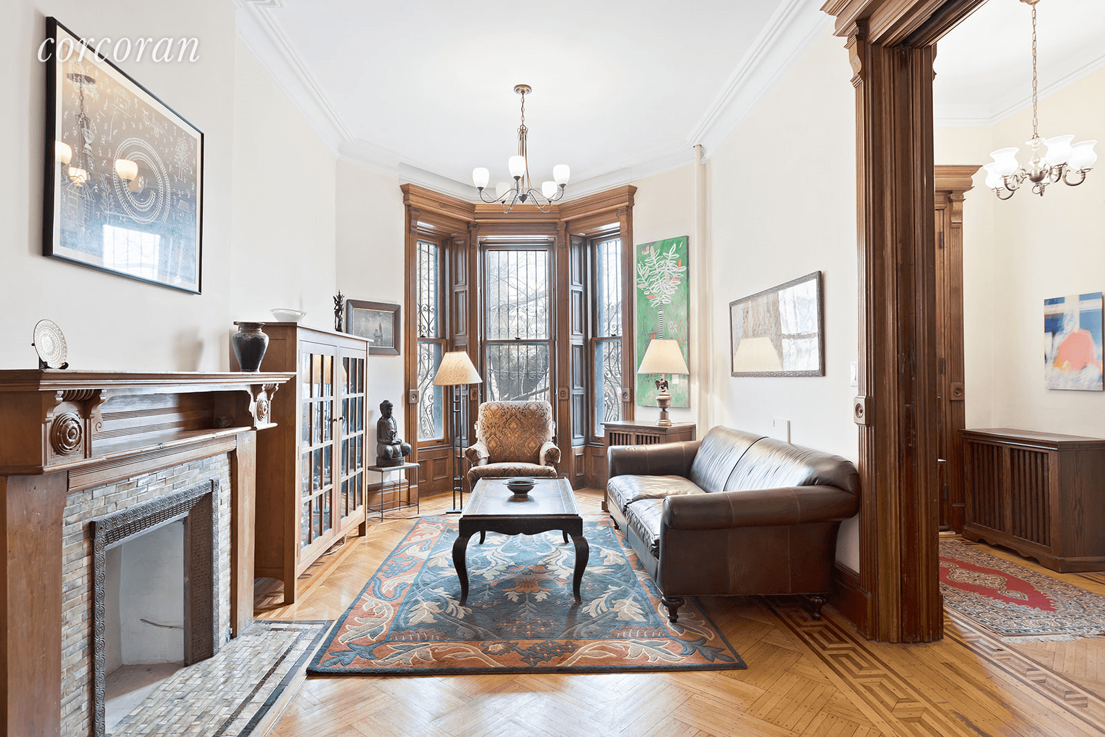 This beautifully maintained sprawling and sunny triplex rental is located in the heart of Park Slope.