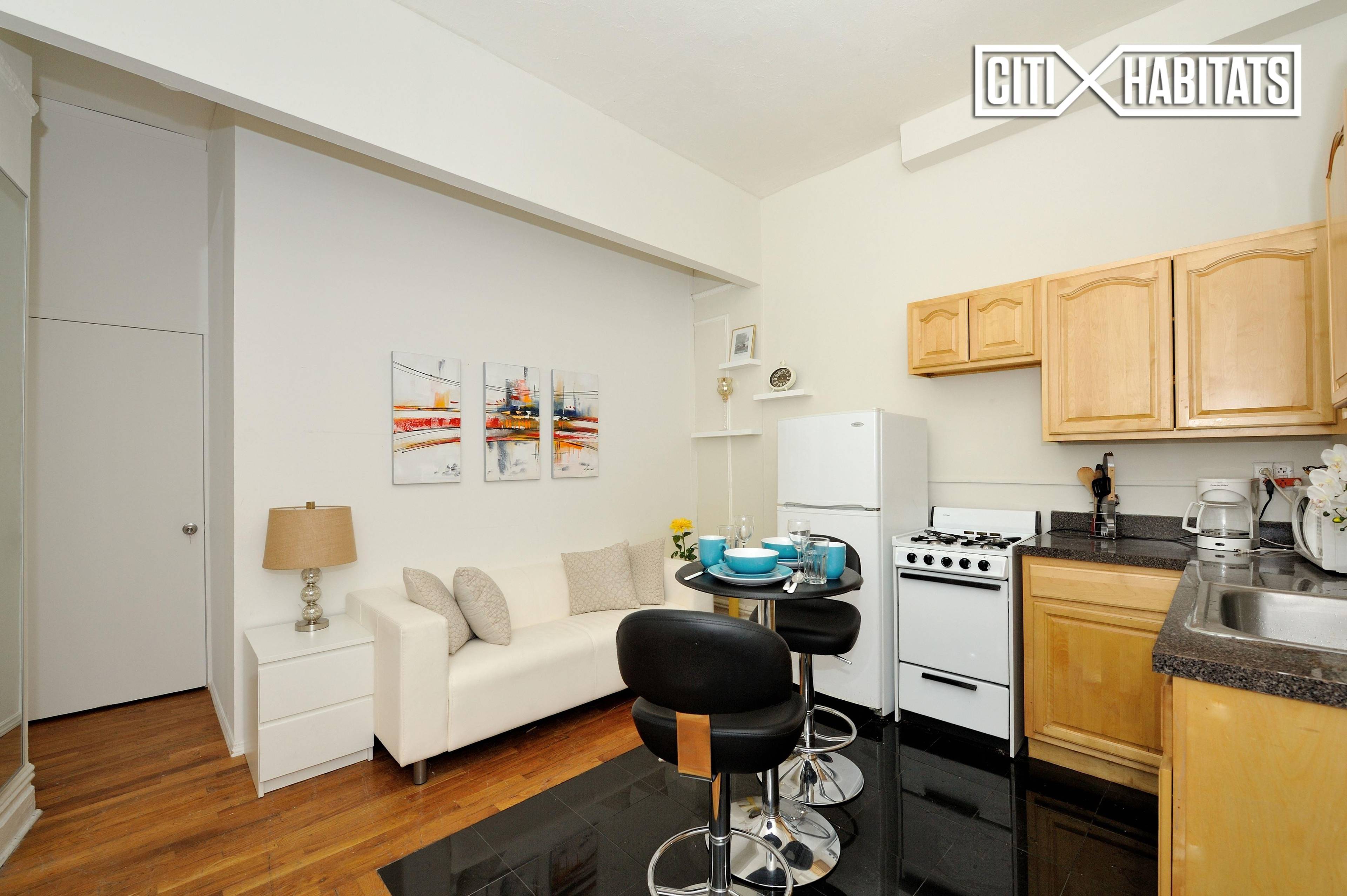 Never had the opportunity to stay in a modern three bedroom right near Times Square ?