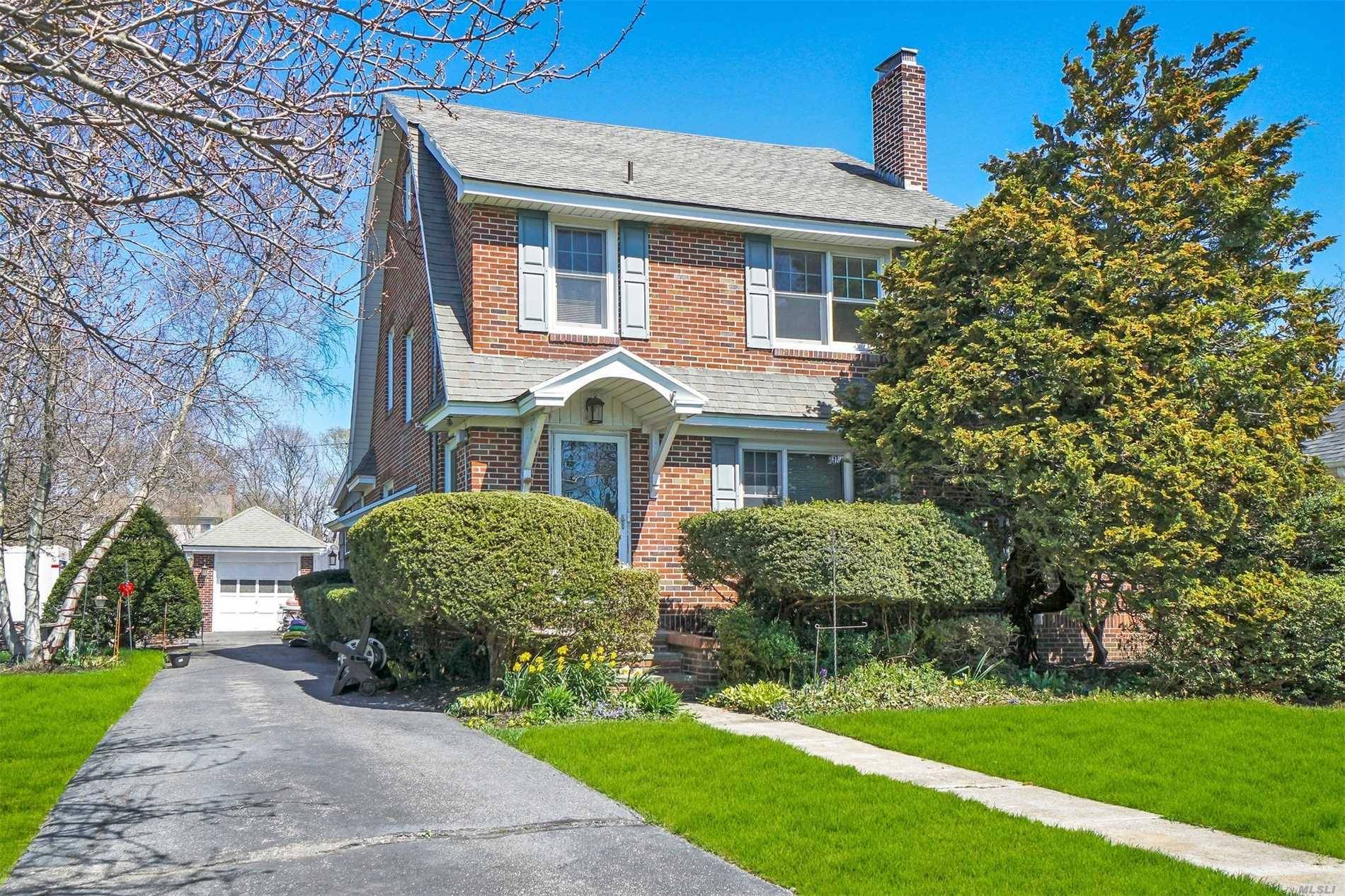 Inviting Dutch Style Colonial Captivates You With It's Charm Spacious Flow, Granite Kit W Maple Cabinetry, S S Appls, Fam Rm W Wd Stove, Vaulted Ceilings, New Windows, Fdr, Office, ...