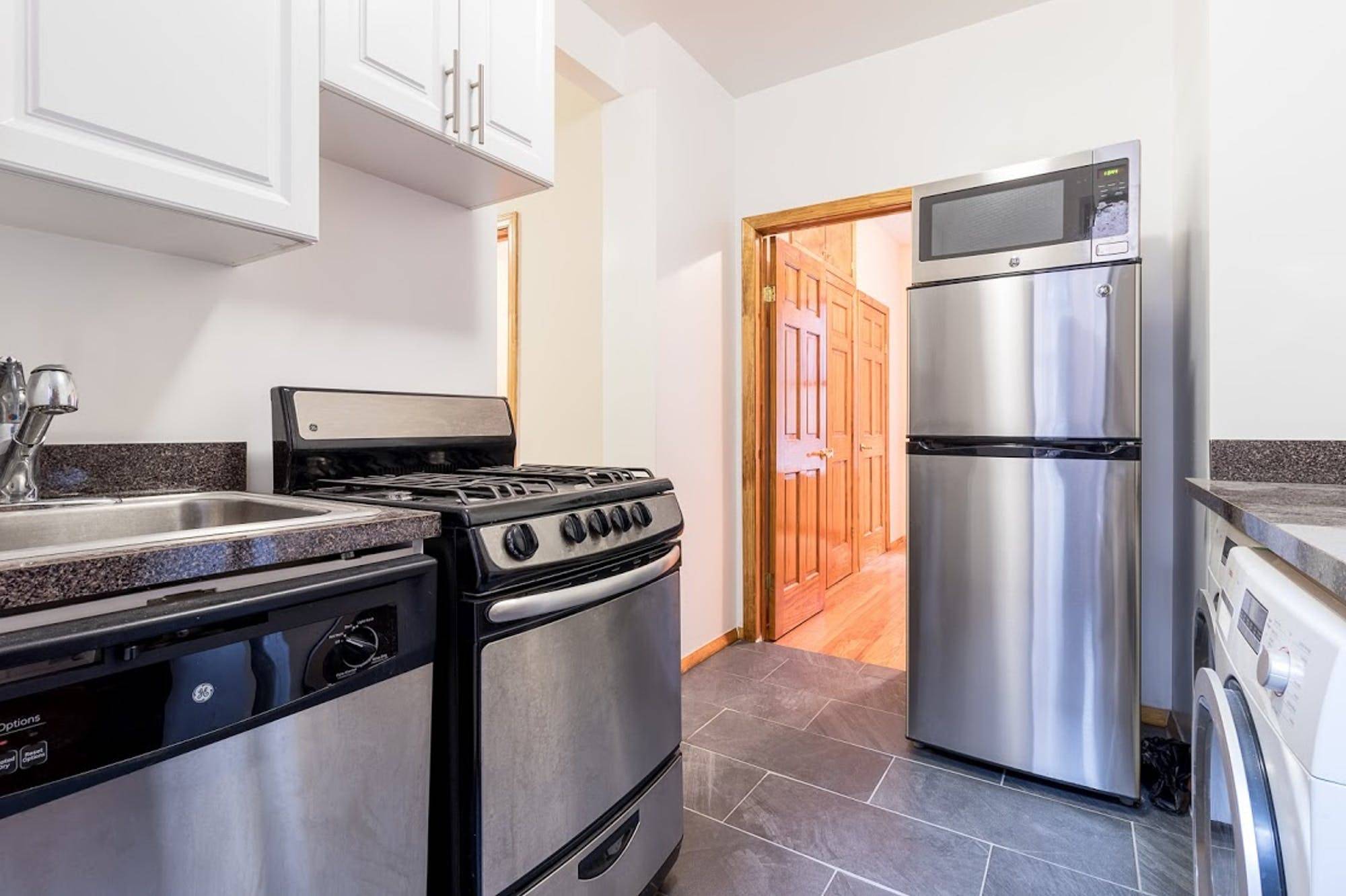 CHARMING TWO BED IN THE HEART OF WASHINGTON HEIGHTS Just a few blocks from the A, C, and 1 trains.