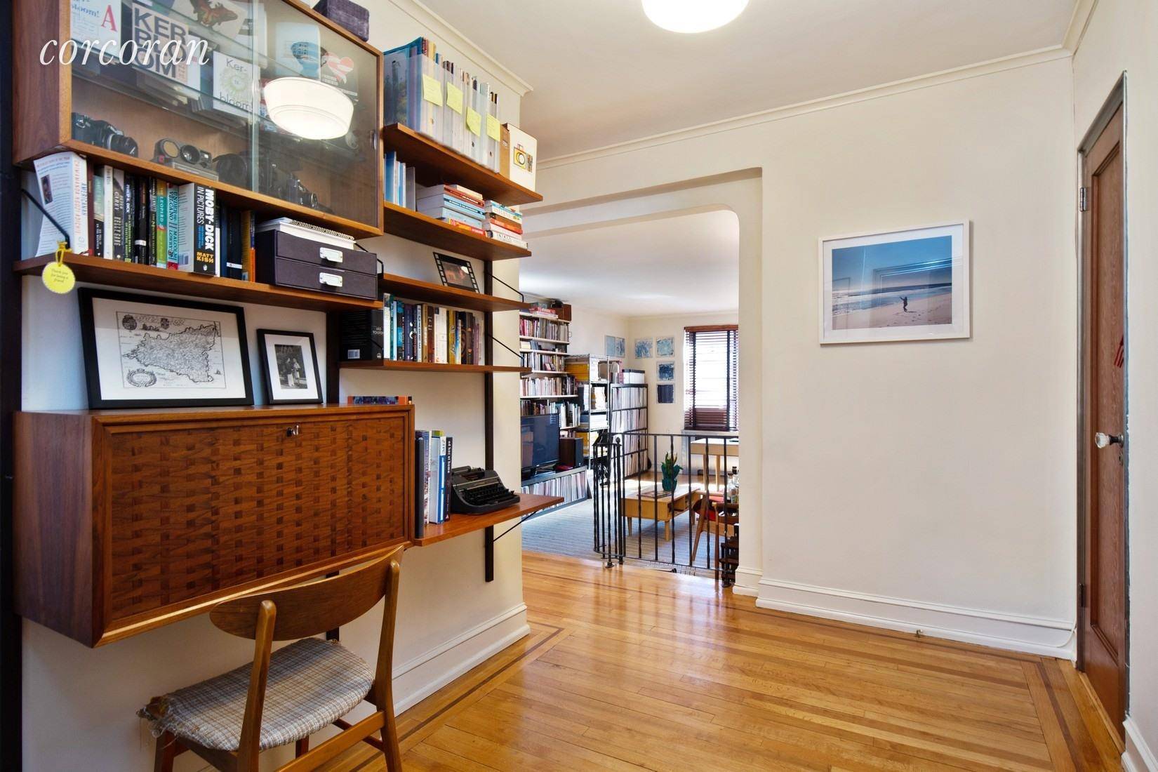 SERENE SUN FLOODED HIGH FLOOR TREASURE Gorgeous natural light from the south and north makes this delightfully quiet one bedroom the perfect sanctuary from the bustle of the city.