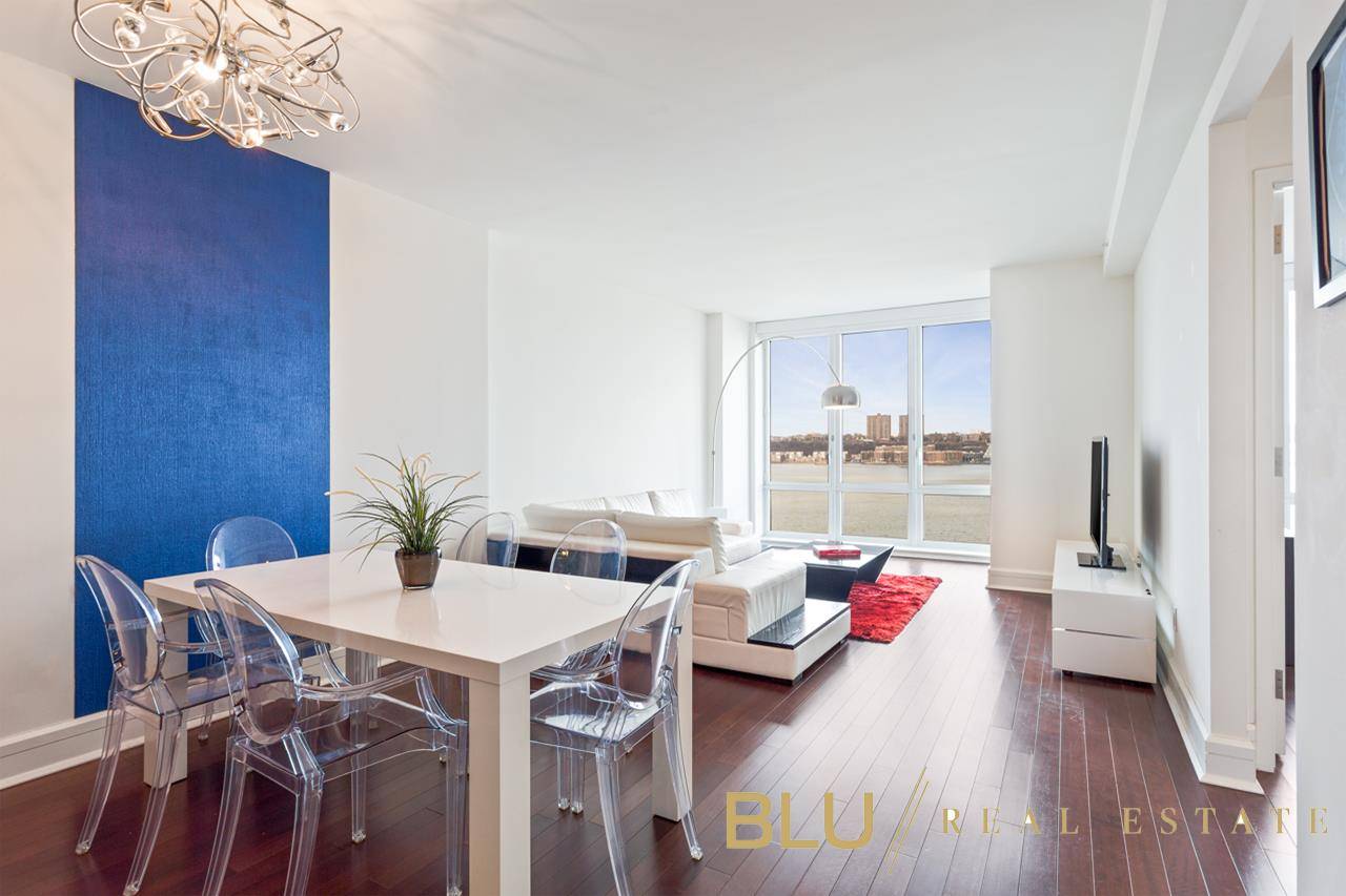 Luxury All AroundThis stunning 1bedroom in The Aldyn offers direct Hudson River Views, Floor to ceiling windows in each room and spacious closets.