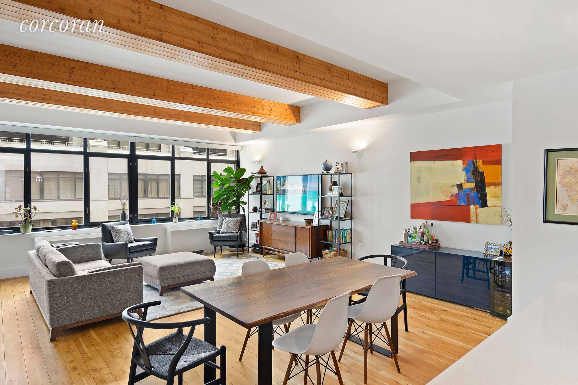 A STUNNING SEALPositioned in one of Brooklyns most iconic residential communities, this smart and stylish loft apartment offers a rare opportunity to live in the acclaimed One Brooklyn Bridge Park.