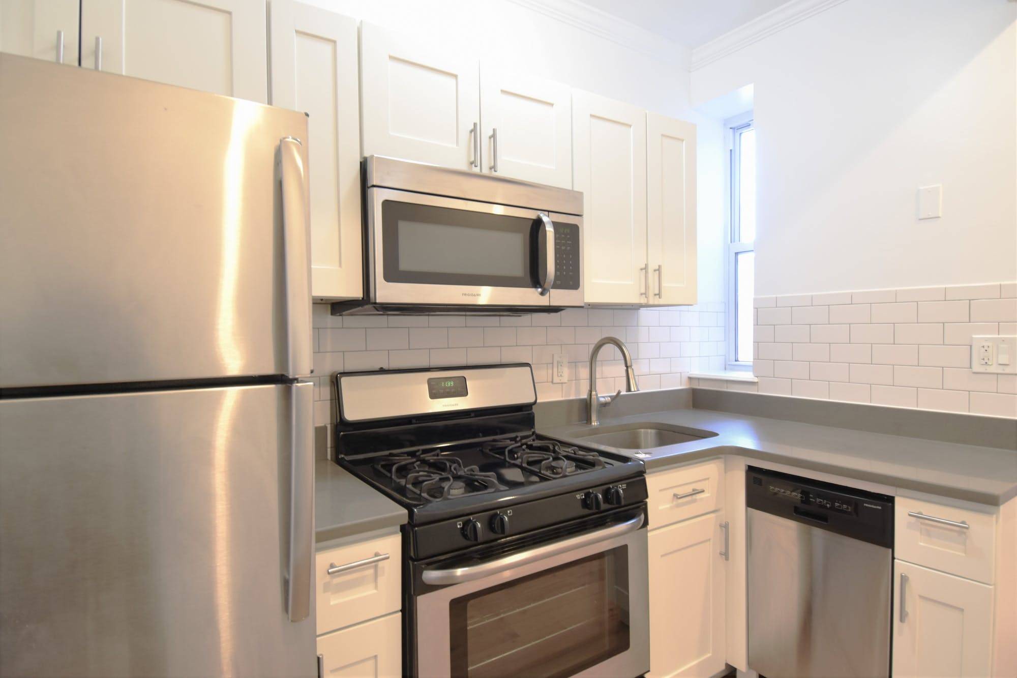 Welcome to 103 3rd Place in Carroll Gardens !