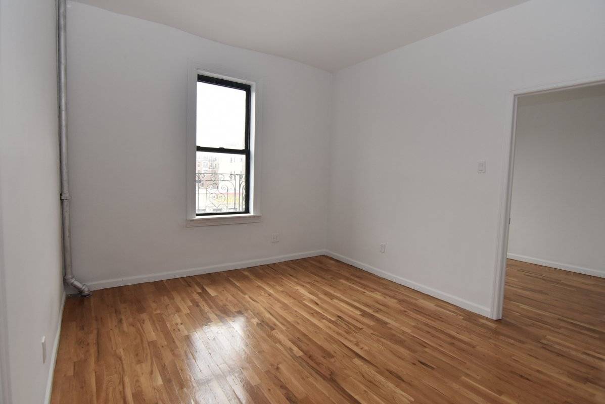 Location 163rd and Amsterdam Transportation The C train stops up the your block The Apartment FOUR bedrooms !