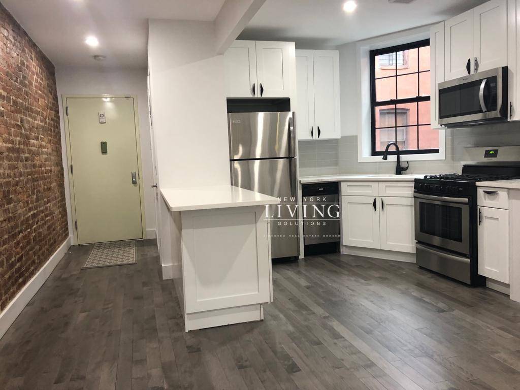 STUNNING UNIT ON 2ND FLOOR EAST NEW YORKHALF A BLOCK FROM J, 2, 3TRAIN BUS AT THE CORNERSTUNNING NEWLY RENOVATED PRISTINE BRICK WALL ACCENT NEW KITCHEN WITH STAINELESS STEEL APPLIANCES ...