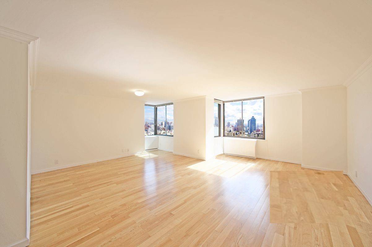 Newly Renovated Convertible 2 Bedroom on Fifth Avenue! Must-See/No Fee